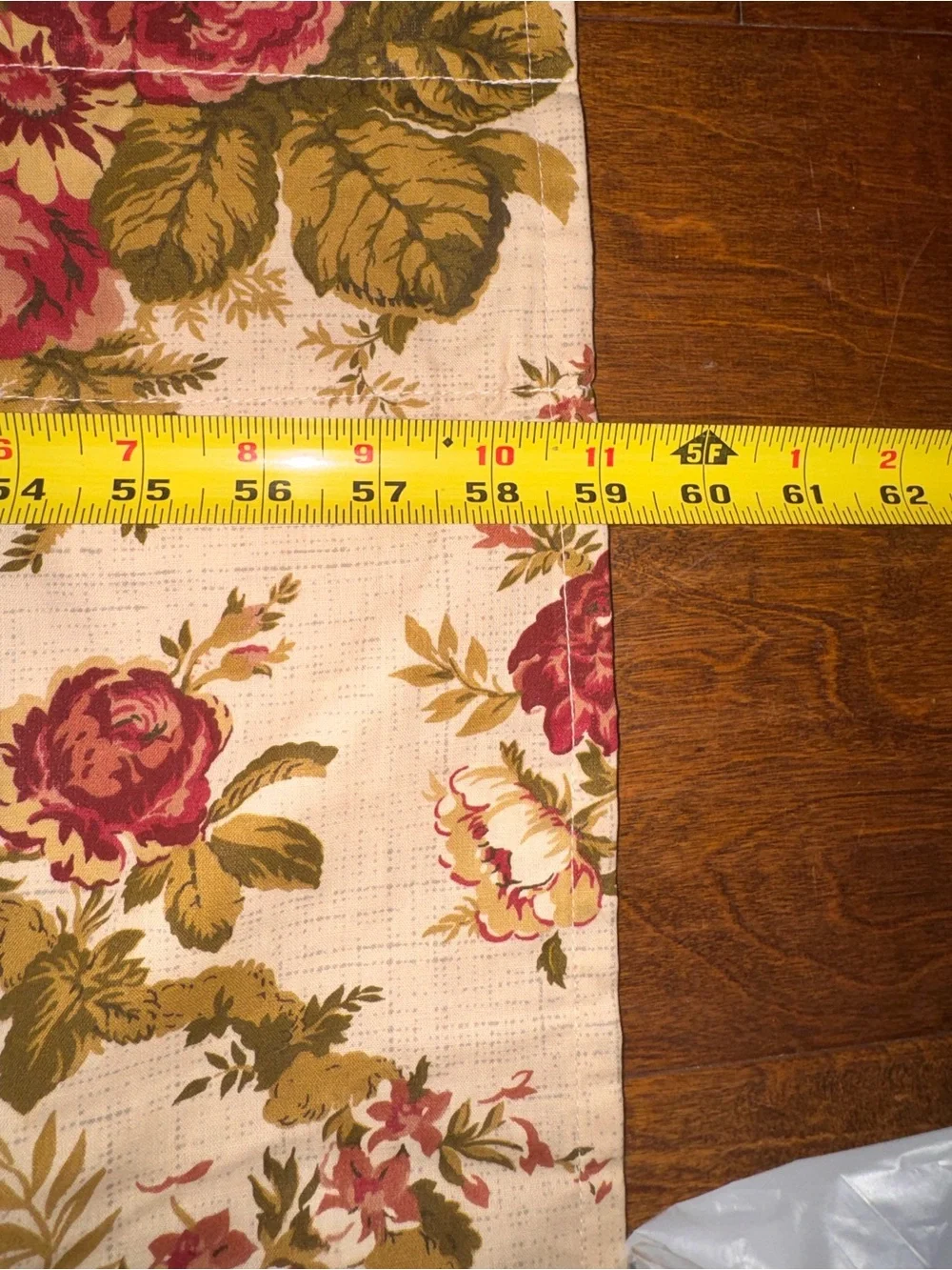Cottage Core Floral Plaid Curtain Valanve